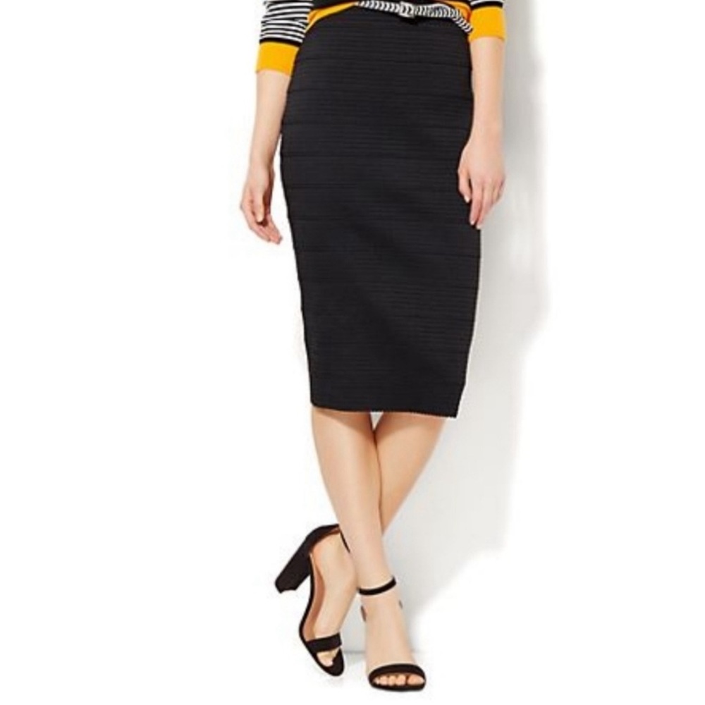 New York & Company Bandage Pencil Skirt size M